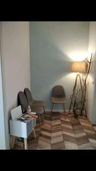 Stuckverzierte, Zentrumsnahe Wohnung Im Sueden Leipzig Apartment